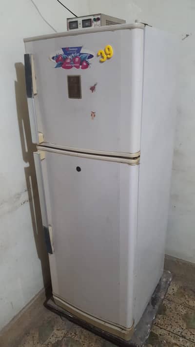 dawlance refrigerator