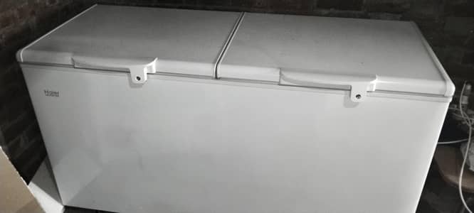 haier ki deep freezer hai double door