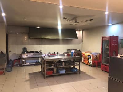 Idol basement for academy silent office