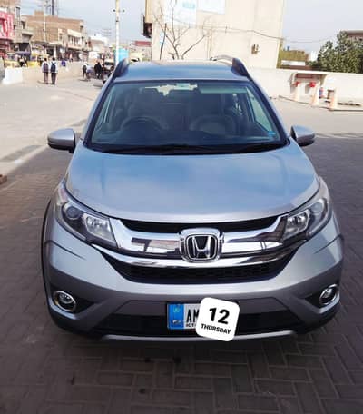 HONDA BR-V S-PAKAGE FULL OPTION LUSH CONDITION