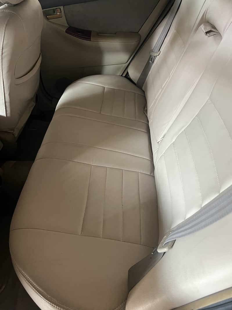 Corolla XE saloon Automatic 12