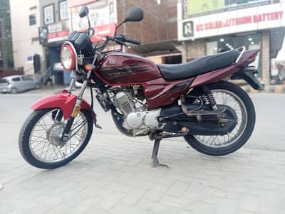 YAMAHA YB125Z