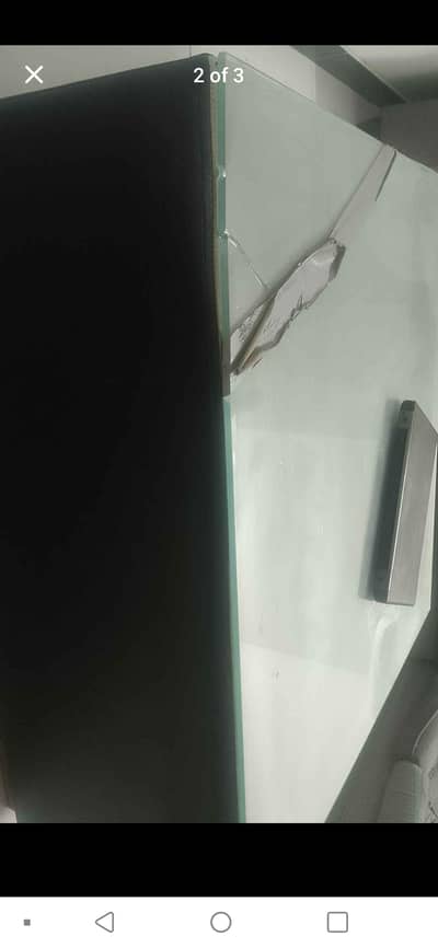 Table like dinning lather material mirror also