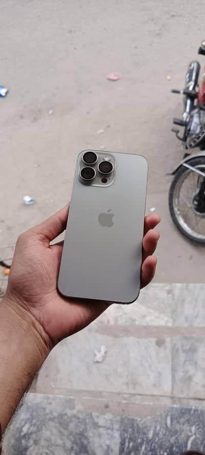 i phone 16pro max 256 gb