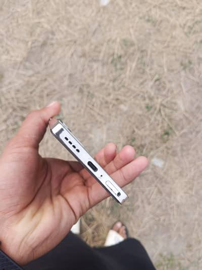 infinix note 40 box with charger