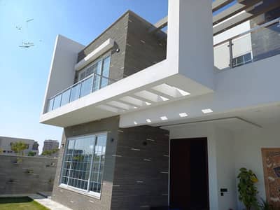 5 Bed Room Luxury Villa at Prime Location in Bahria Town Karachi, 2km from main gate, near commercial, gallery and IMTIAZ Mega Store