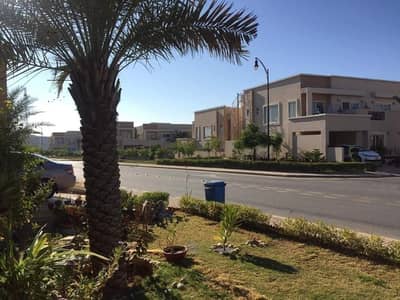 READY TO MOVE 235sq yd 3Bed DDL Villas FOR SALE at Precinct-27 Close to Jinnah Avenue and London Bridge