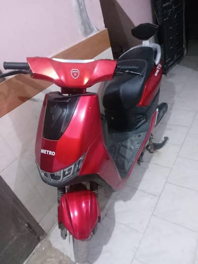 Metro T9 Eletric scoty