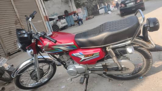 Honda 125 2023modal