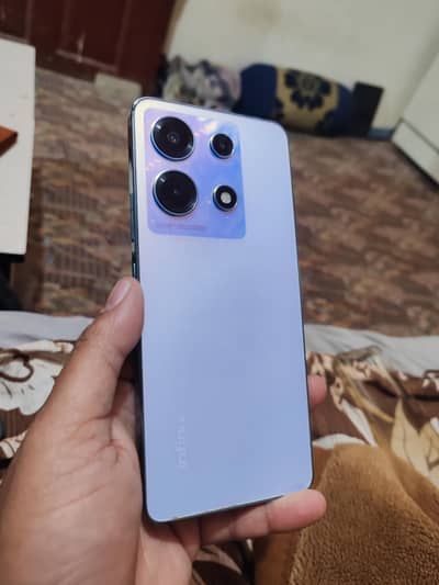 hello I am selling my infinix note 30 complete Saman