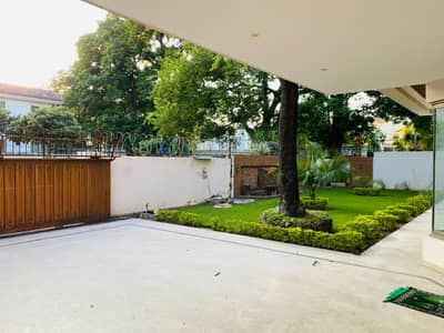 F7 600 Square Yead House 6 Bedrooms with Attached Bathroom Drawing and Dining TV Lounge Kitchen