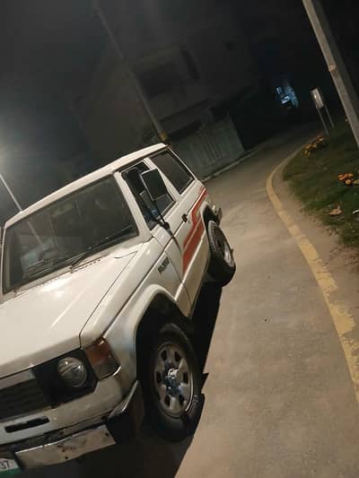 MITSUBISHI PAJERO 3 DOOR