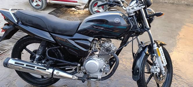 YAMAHA YB125-Z DX