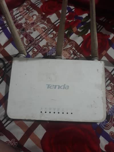 Tenda router
