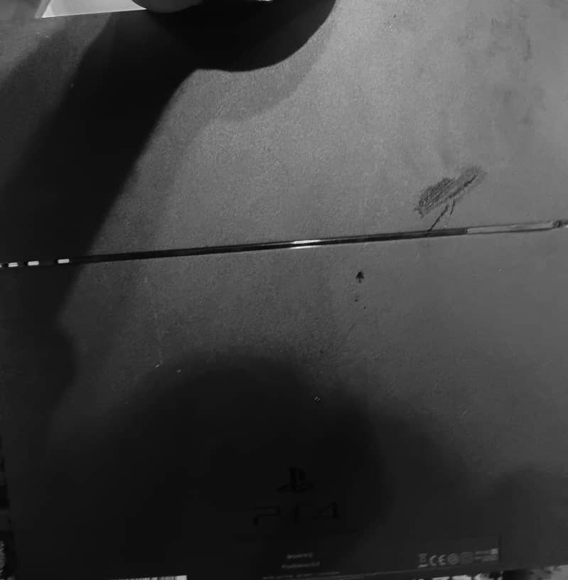 Ps4 fat 500 Gb with one original controller 2