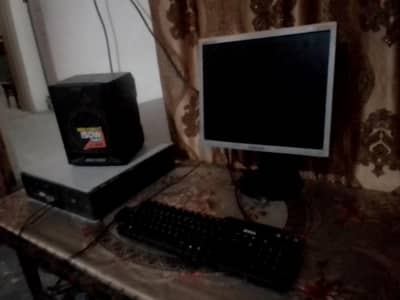 computer and spiker and 2 gb ram 300 gb rom