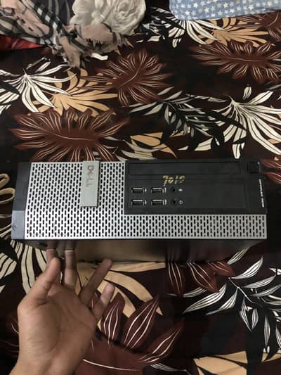 Dell - Core i5 - 16Gb Ram