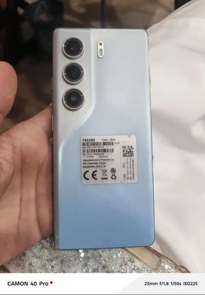 Tecno camon 40 pro