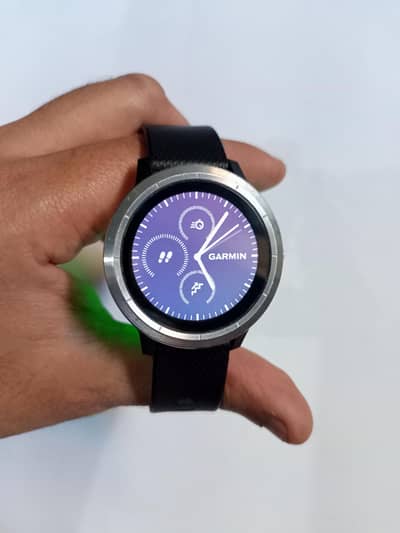Garmin Vivoactive 3 Model. S/N 5ZR913218