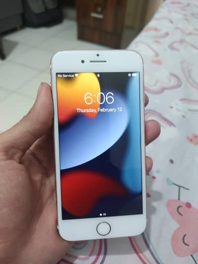 iPhone 7 (128 gb bypass)