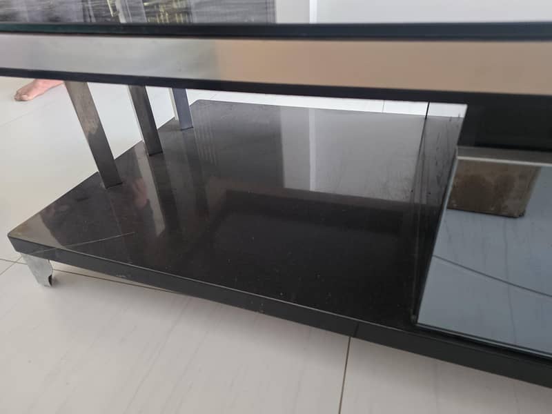 Glass table 4