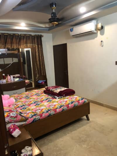 3 Bed Drawing Dining Lavish Portion For Sale