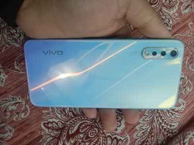 vivo S1