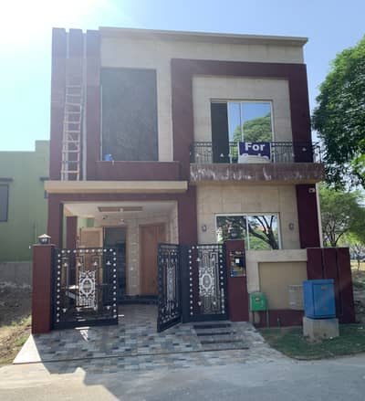 5 MARLA BRAND NEW HOUSE ON TOP NOTCH LOCATION IS AVAILABLE FOR SALE IN DHA PHASE 11 RAHBAR SECTOR 2