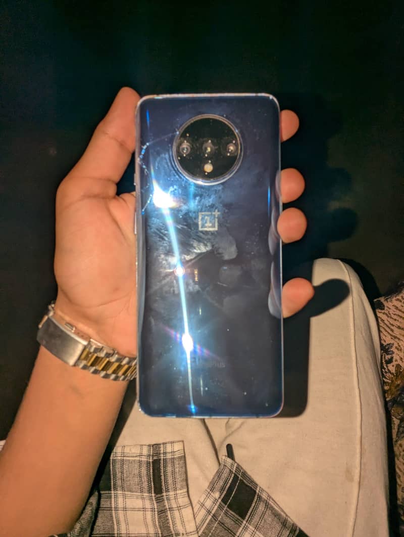 One plus 7T 1