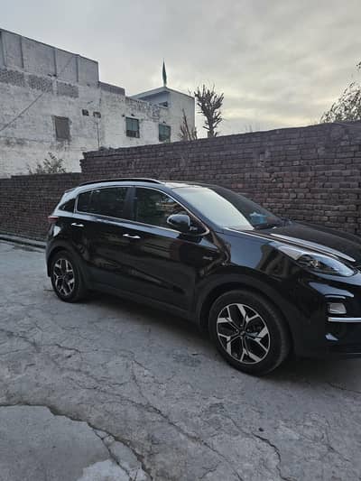 2022 kia sporttage 2.0- Automatic excellent condition