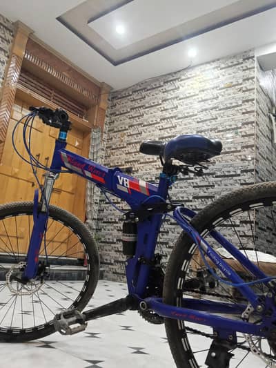 land Rover V8(folding bicycle)