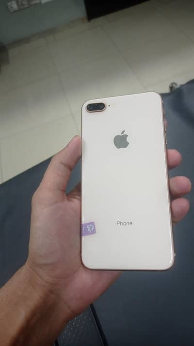 iPhone 8 plus non 6