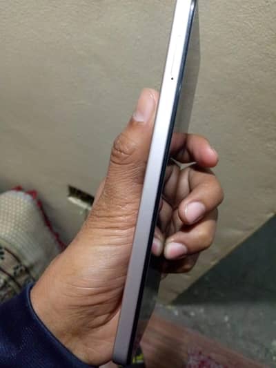 vivo y04 4/64 9 month warranty