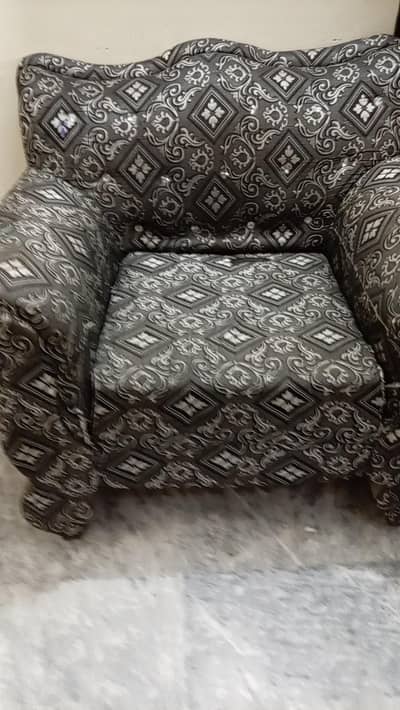 6 seater sofa set condition good