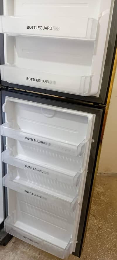 Haier Digital Inverter Fridge – Glass Door Design – Energy Efficient.