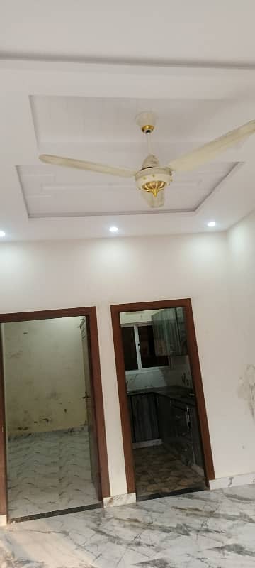 2 Bed Ground Floor Available For Rent in Gulraiz For Small Family