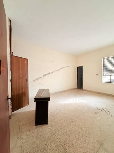 10 Marla Double story For ren near to main Multan Road 0323.4432274