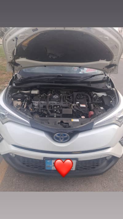 Toyota C-HR G_LED 2017 Model 5th Grade Islamabad Registered