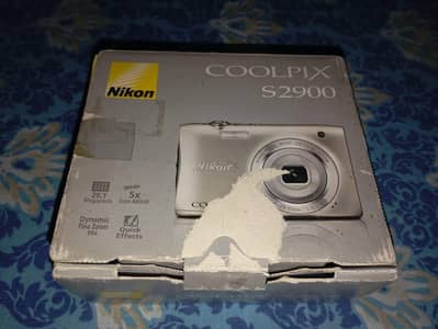 AWESOME NIKON S 2900