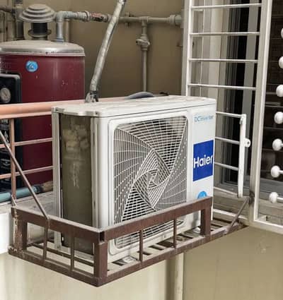 Haier Ac inverter 1 ton new condition