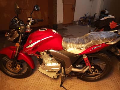 SUZUKI GSX 125 2025