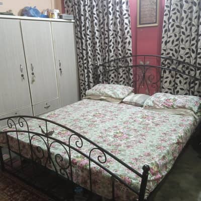 double iron rod bed king size with mattress