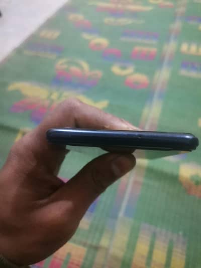 Samsung A7 04 GB Ram 128 GB Memory