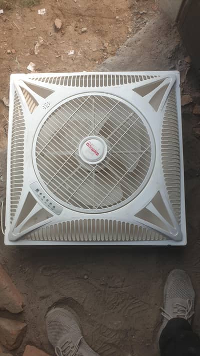 CEILING FANS