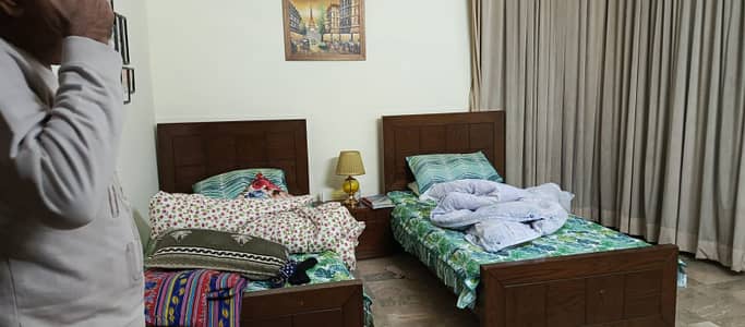 1 Kanal Well Maintained Double Story House Available For Sale (LDA NOC Available)