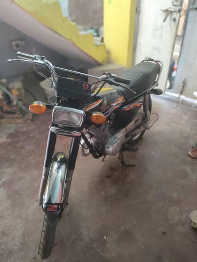 Honda cg 125 2017 model