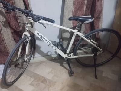 Merida hybrid bike