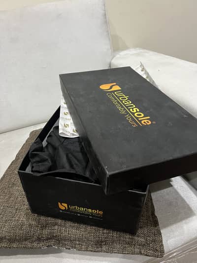 Urbensole 100% pure leather