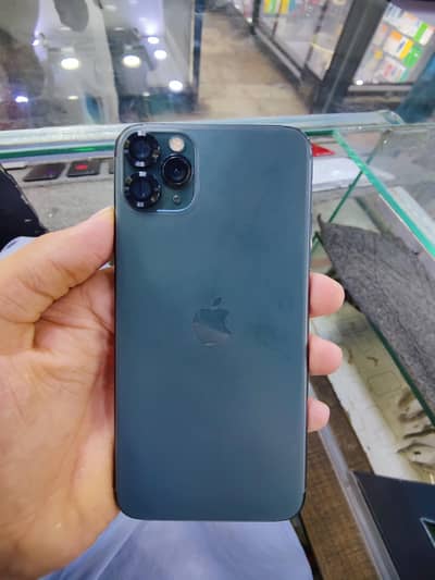 I phone 11 pro max 256 GB