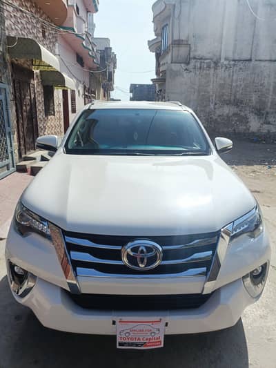 Toyota Fortuner 2021